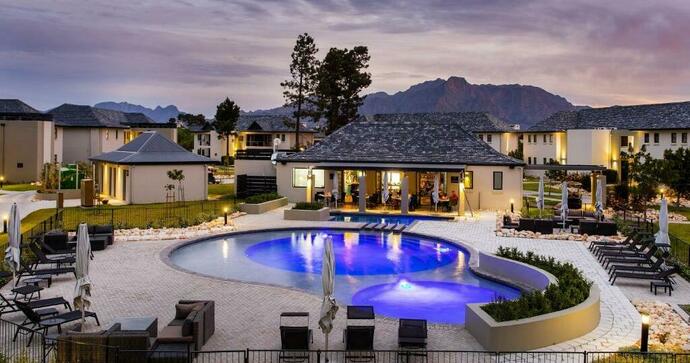 Pearl Valley Hotel