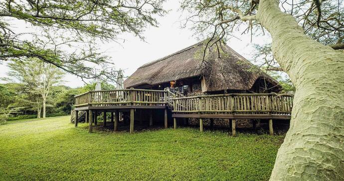 Rhino River Lodge